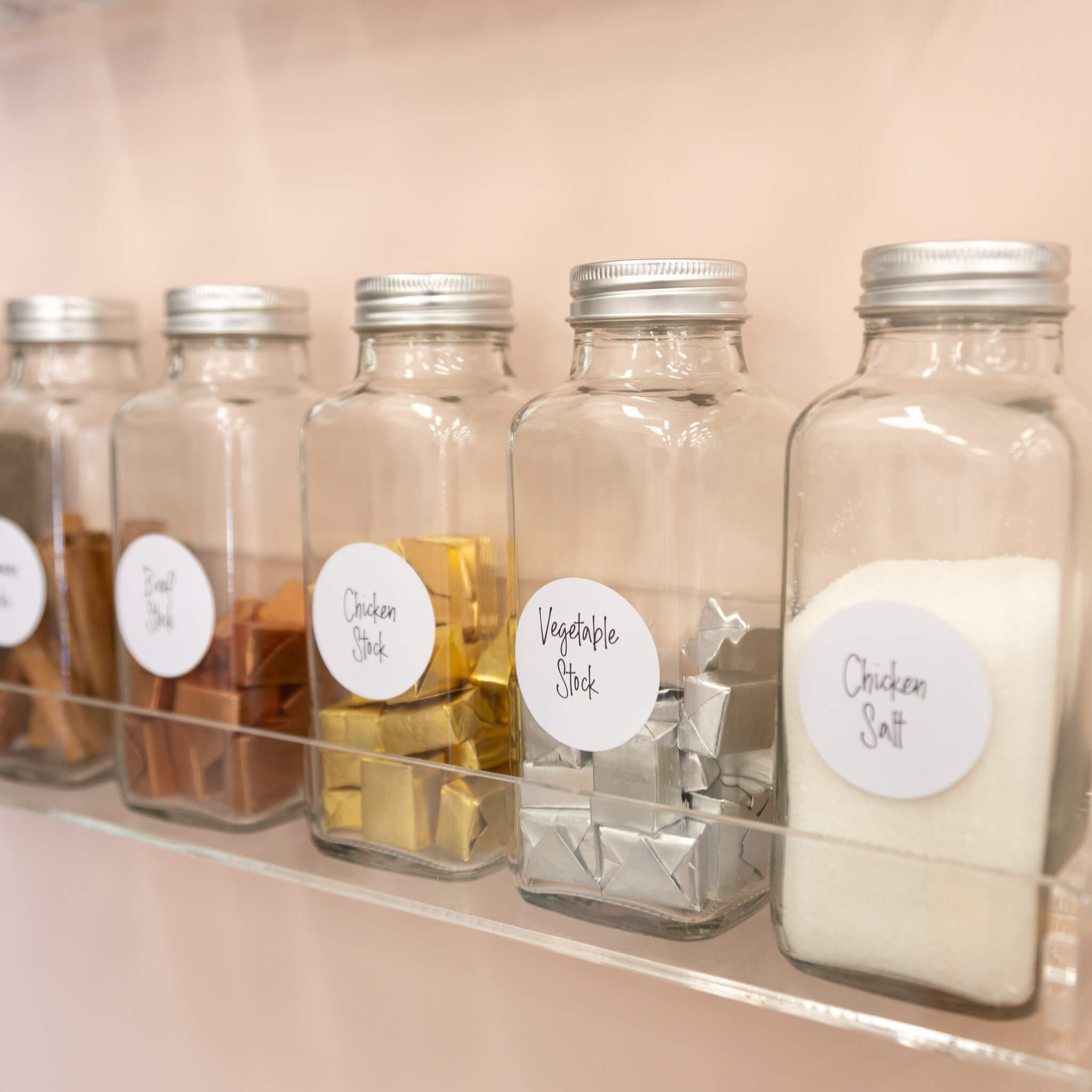 Glass spice jar for herb storage