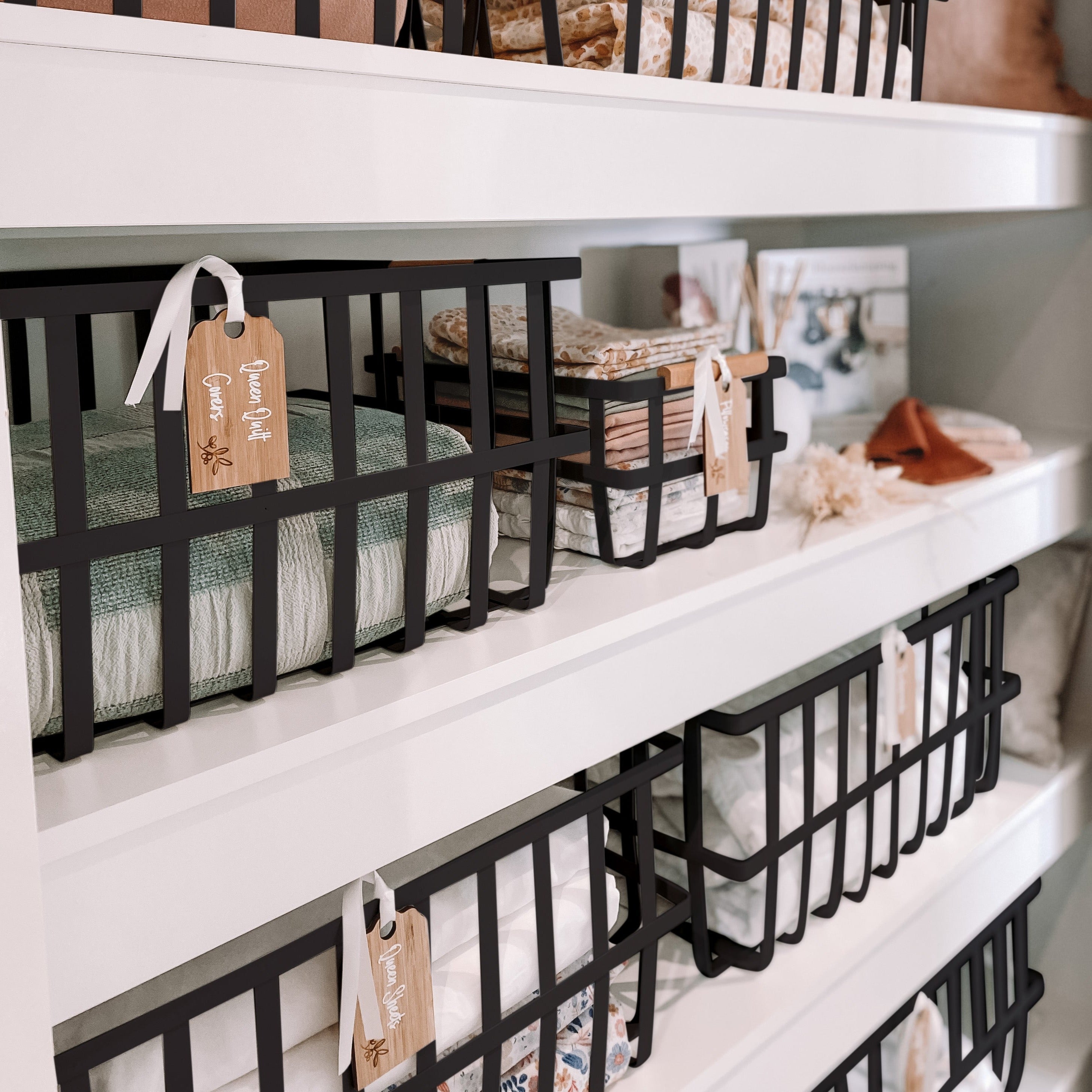 How Best to Organise Your Linen Cupboard