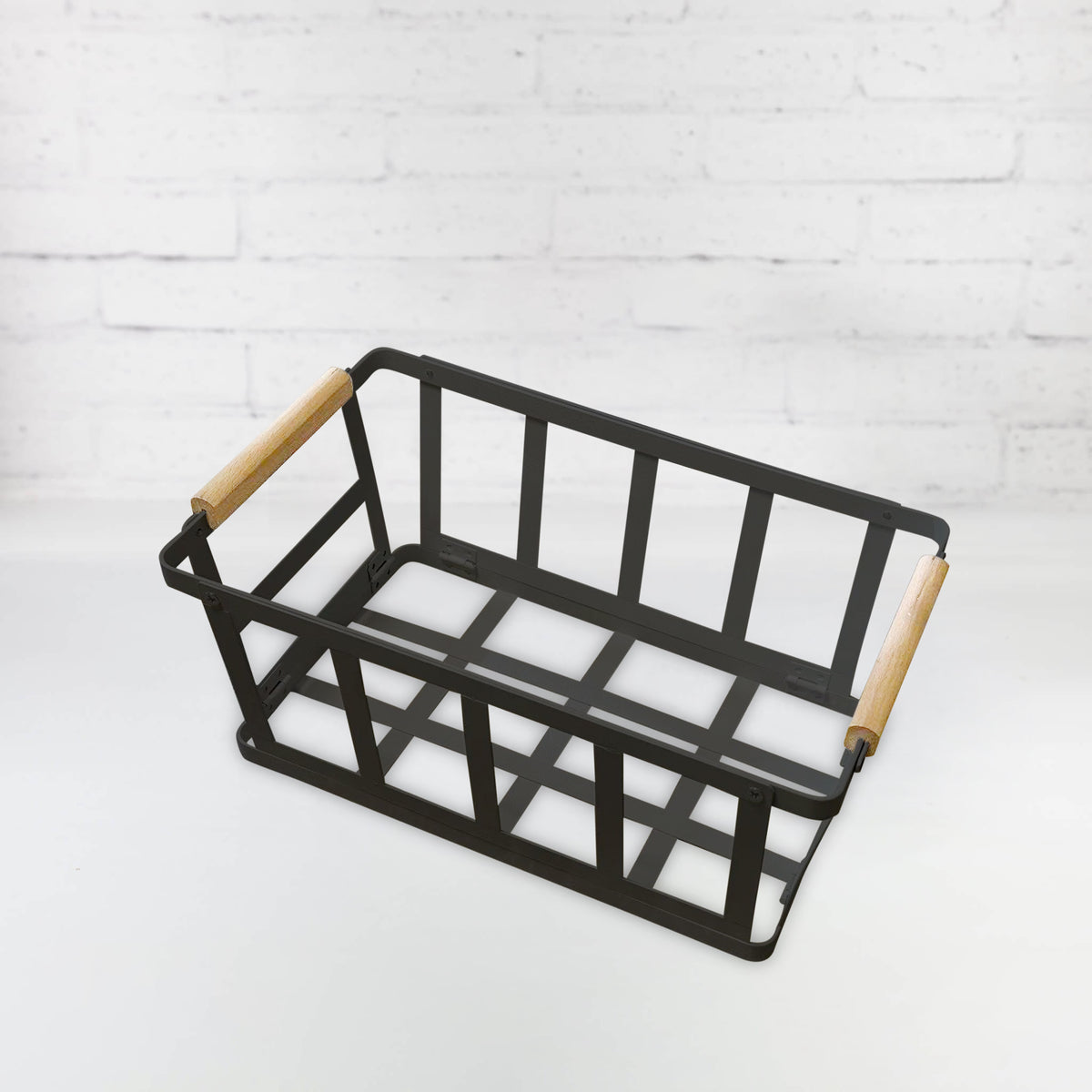 Medium Storage Basket with wooden handle