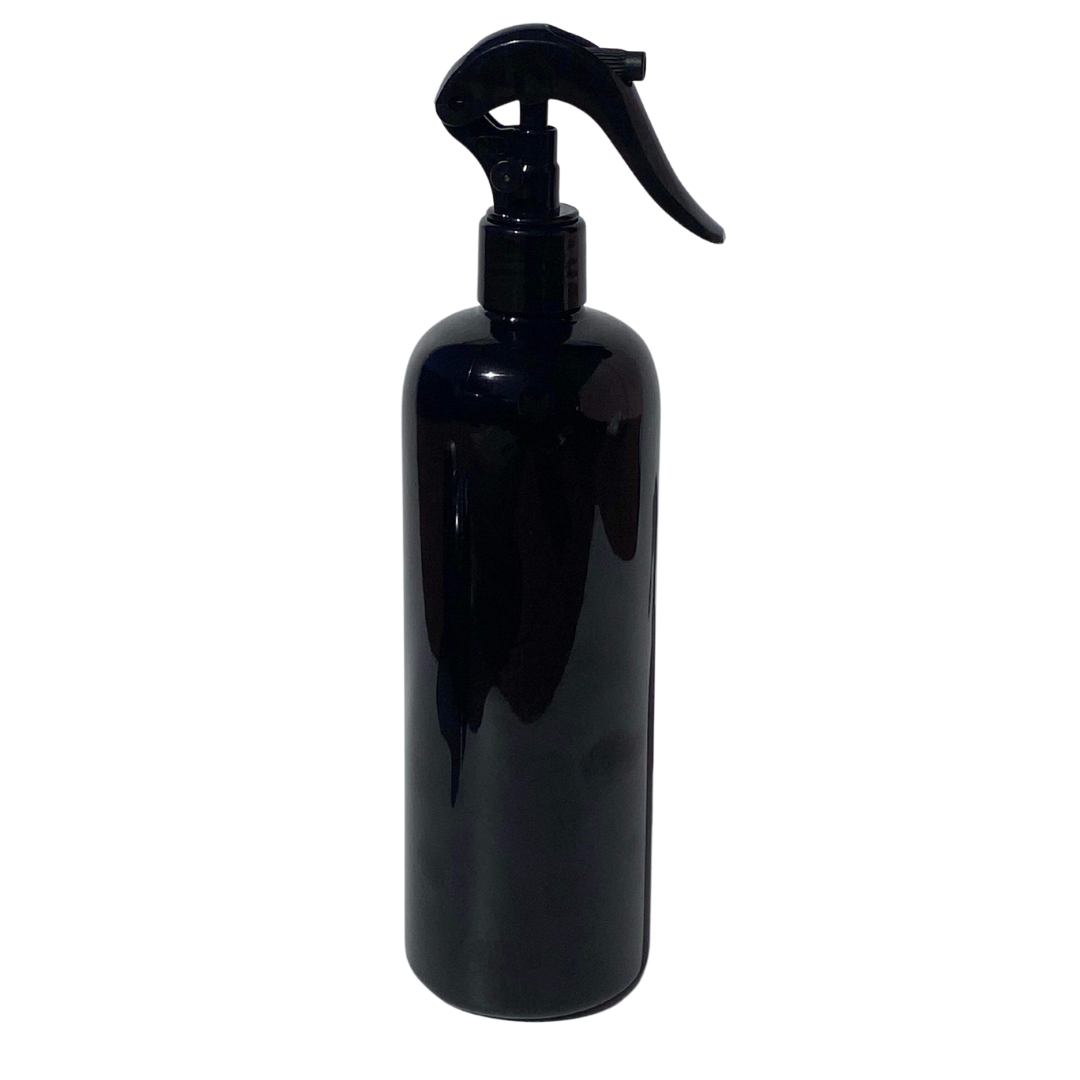 Refillable spray bottles for DIY cleaning solutions - Add a touch of class to your bathroom or cleaning mixtures.